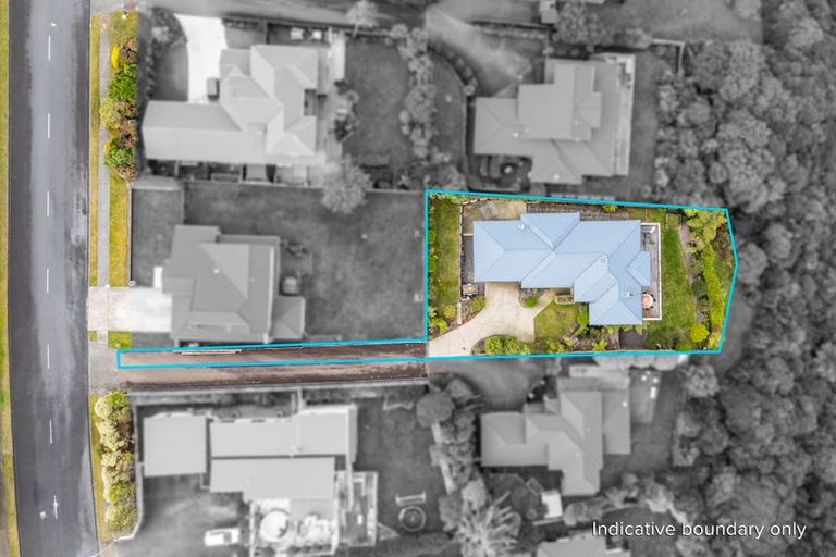 Photo of property in 13a Riverstone Drive, Riverstone Terraces, Upper Hutt, 5018