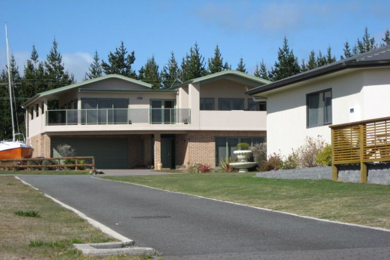 Photo of property in 91 Kahotea Drive, Motuoapa, 3382