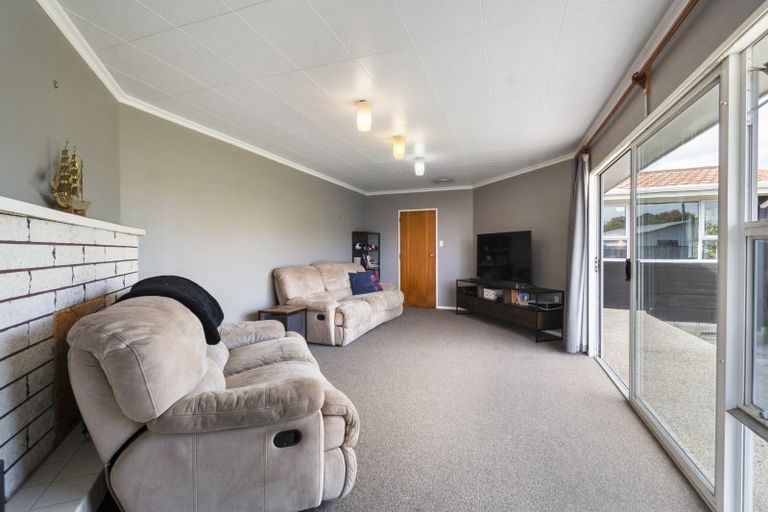 Photo of property in 14 Wilson Street, Bulls, 4818