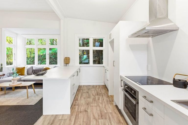 Photo of property in 15 Clifford Street, Dalmore, Dunedin, 9010