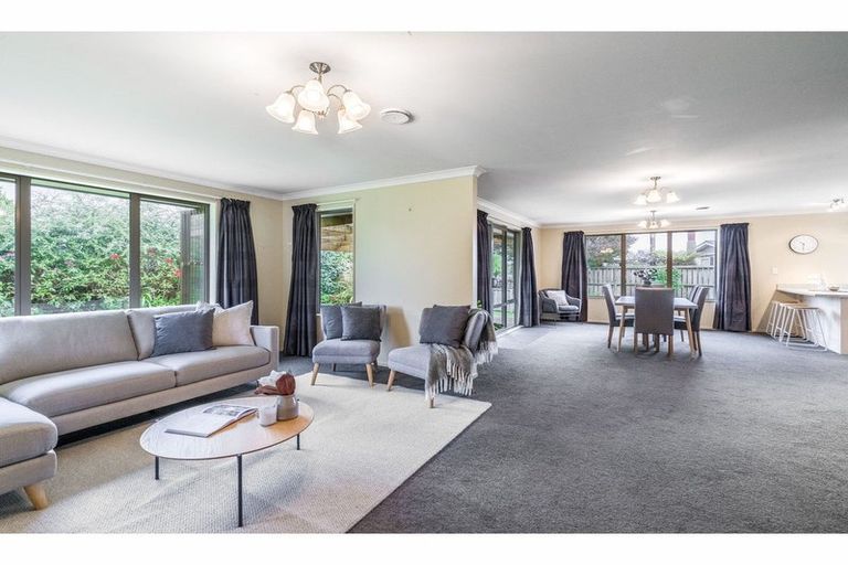 Photo of property in 18a Kirkbride Street, Wallacetown, 9816