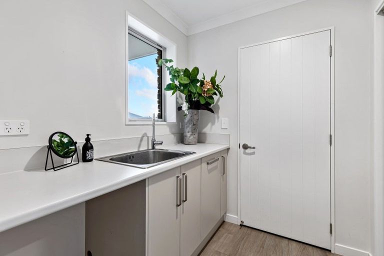 Photo of property in 4 William Hyde Place, Darfield, 7510