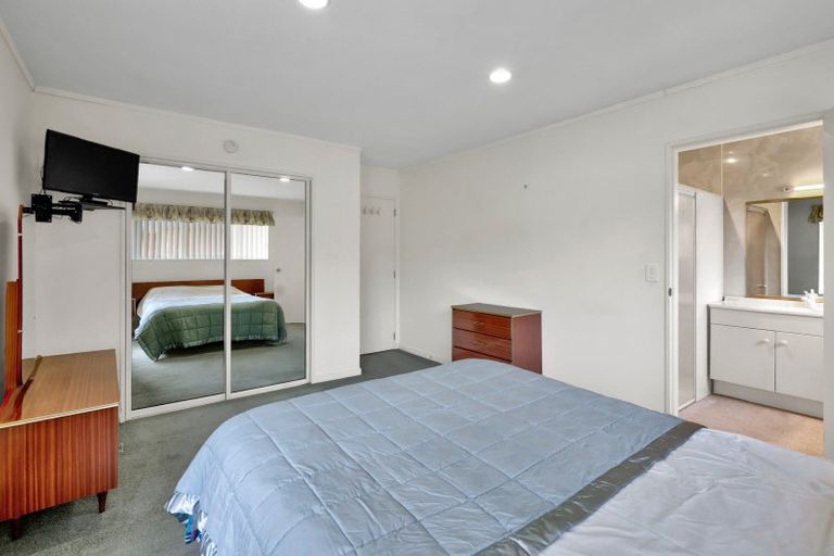 Photo of property in 87 Miranda Street, Stratford, 4332