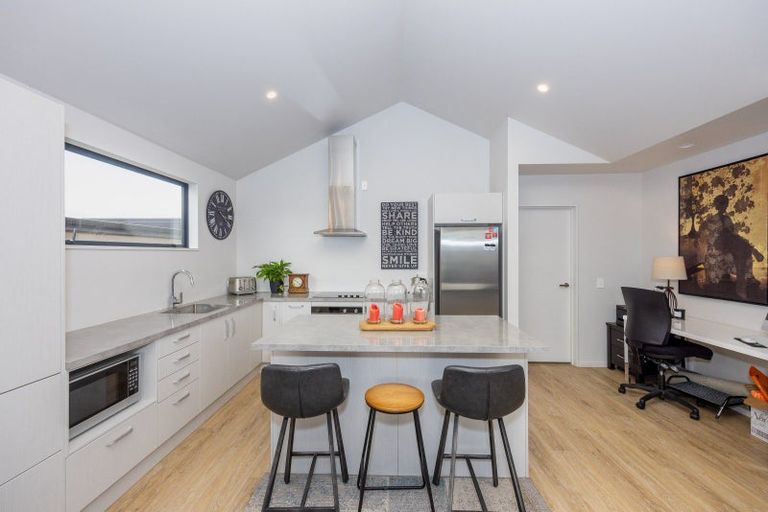 Photo of property in 16 Mount Burke Street, Wanaka, 9305