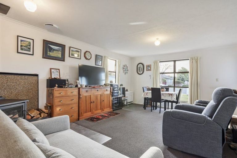 Photo of property in 4 Amberley Beach Road, Amberley, 7410