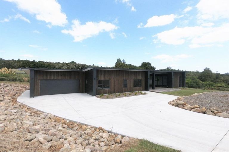 Photo of property in 120 Karanui Road, Te Kamo, Kamo, 0185