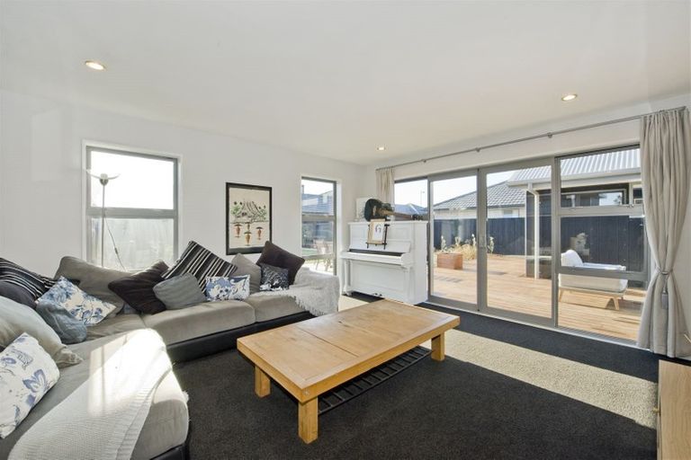 Photo of property in 11 Lignite Drive, Rolleston, 7614