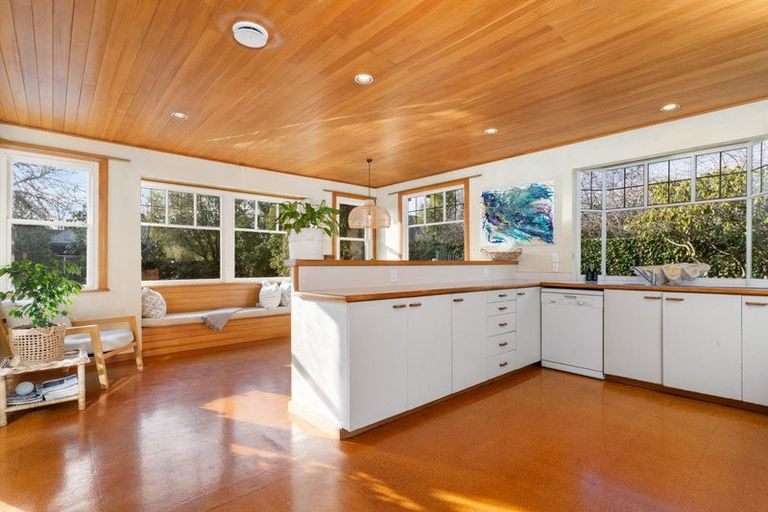 Photo of property in 186 Fendalton Road, Fendalton, Christchurch, 8052