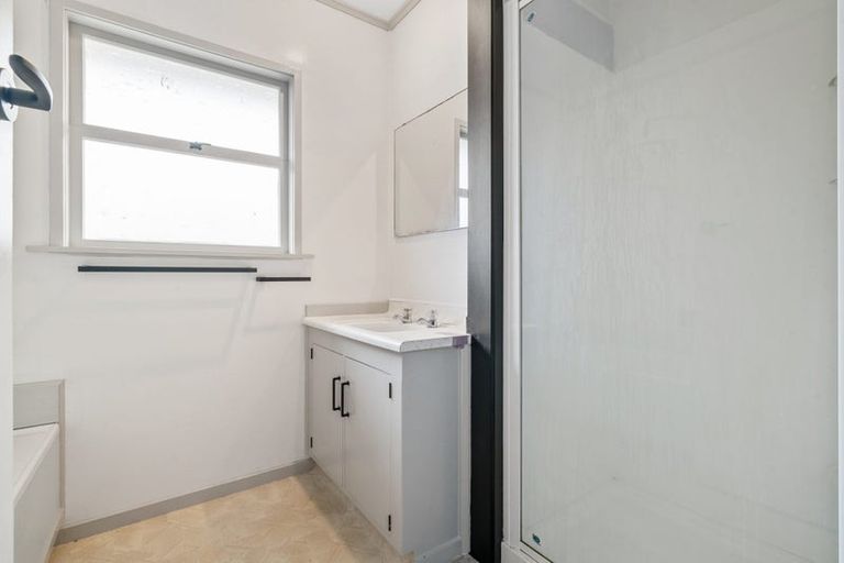 Photo of property in 20 Joyce Street, Pahurehure, Papakura, 2113