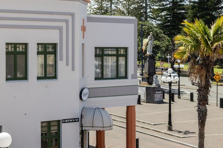 Photo of property in 2/1 Emerson Street, Napier South, Napier, 4110
