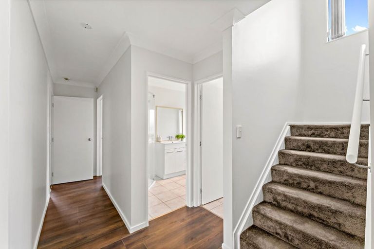 Photo of property in 17 Lolim Place, Favona, Auckland, 2024