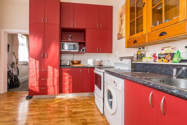 Photo of property in 18 Thorn Street, Caversham, Dunedin, 9012