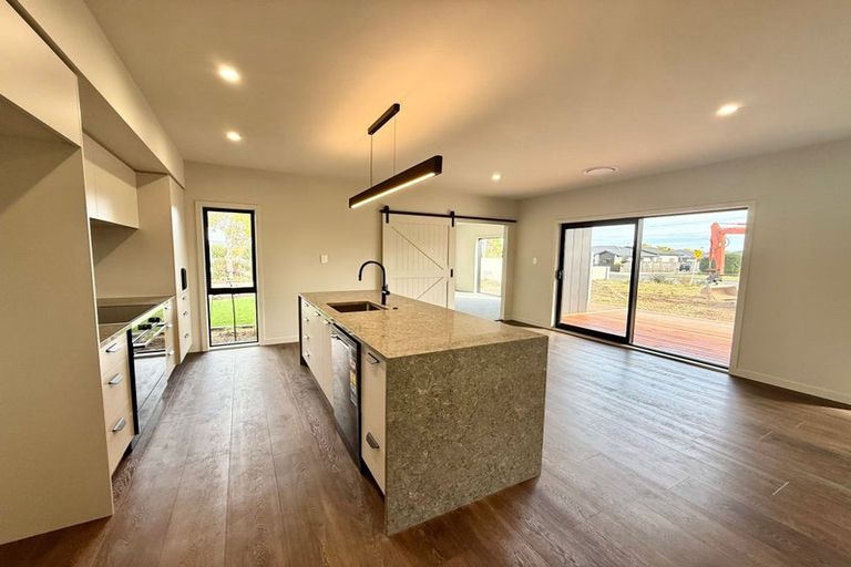 Photo of property in 114a Bartholomew Road, Levin, 5510