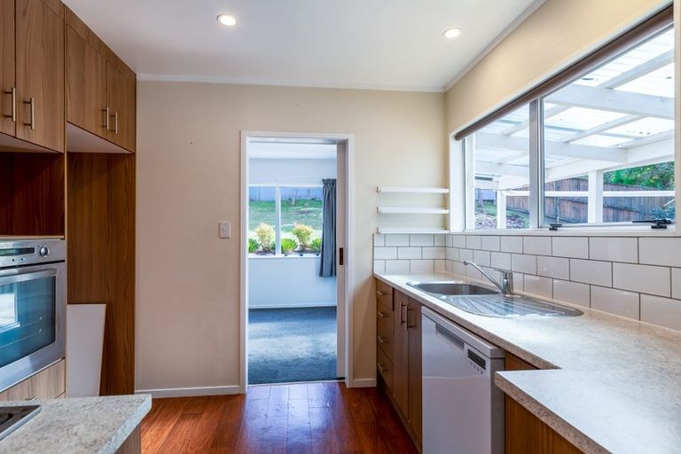 Photo of property in 68 Kohekohe Street, New Lynn, Auckland, 0600