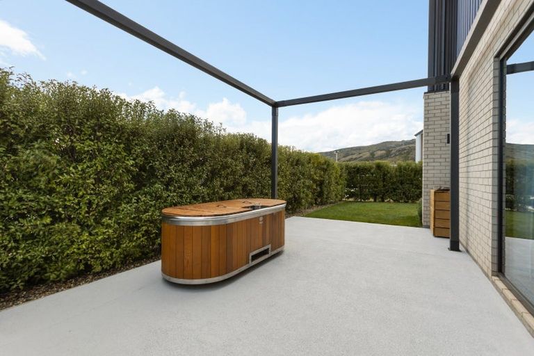 Photo of property in 35 Midlothian Avenue, Cromwell, 9310