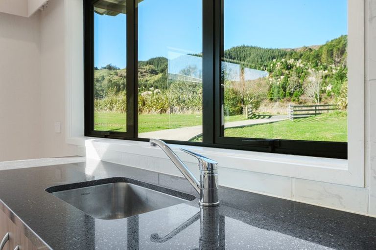 Photo of property in 1422 Manawahe Road, Manawahe, 3194