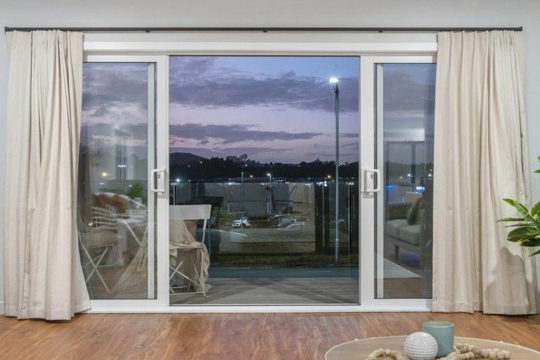 Photo of property in 175 Lakes Boulevard, Pyes Pa, Tauranga, 3112