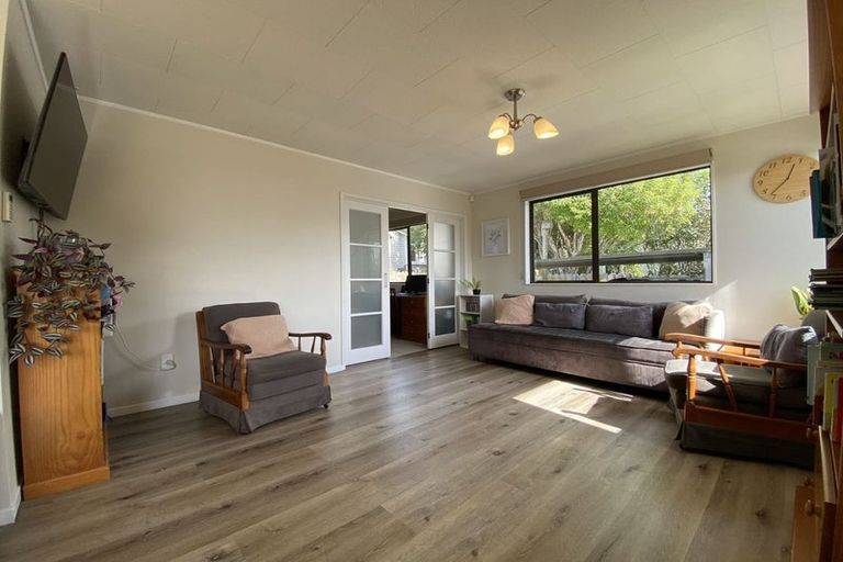 Photo of property in 2/1 Mcintyre Road, Mangere Bridge, Auckland, 2022