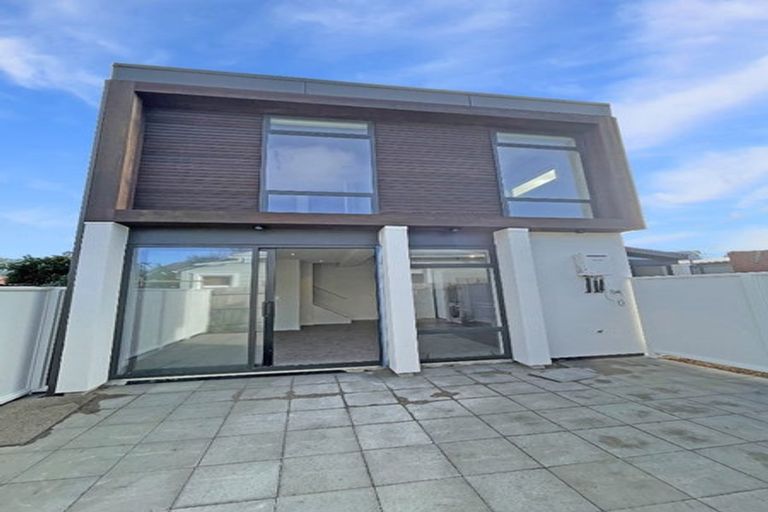 Photo of property in 149u4 Onepu Road, Lyall Bay, Wellington, 6022