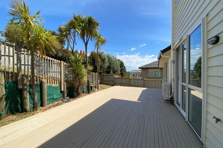 Photo of property in 33 Saint Maroun Rise, The Gardens, Auckland, 2105
