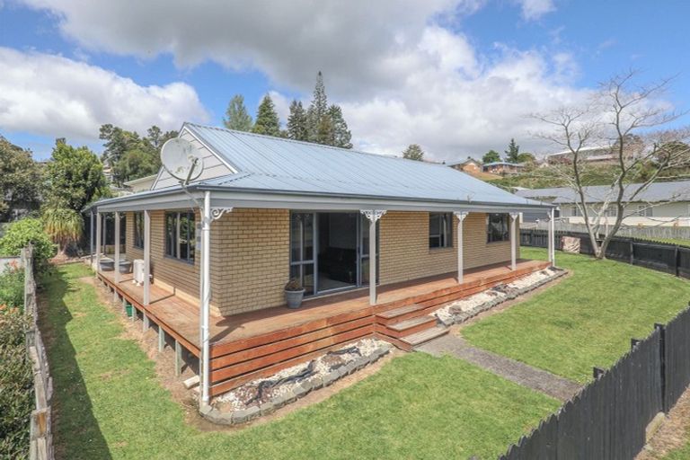 Photo of property in 1 Rimu Avenue, Huntly, 3700