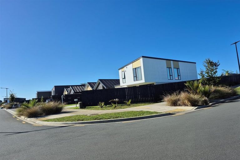 Photo of property in 21 Waikaha Street, Pokeno, 2472