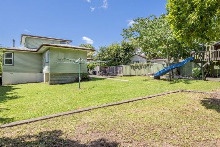 Photo of property in 31 Chester Street, Levin, 5510