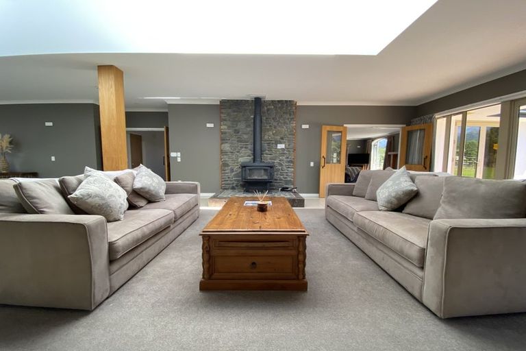 Photo of property in 6 Lochiel Drive, Hanmer Springs, 7334