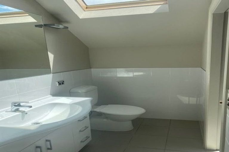 Photo of property in 40d Agra Crescent, Khandallah, Wellington, 6035