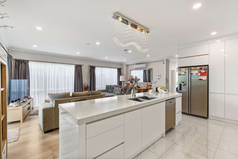 Photo of property in 27 Hangahai Road, Flat Bush, Auckland, 2019