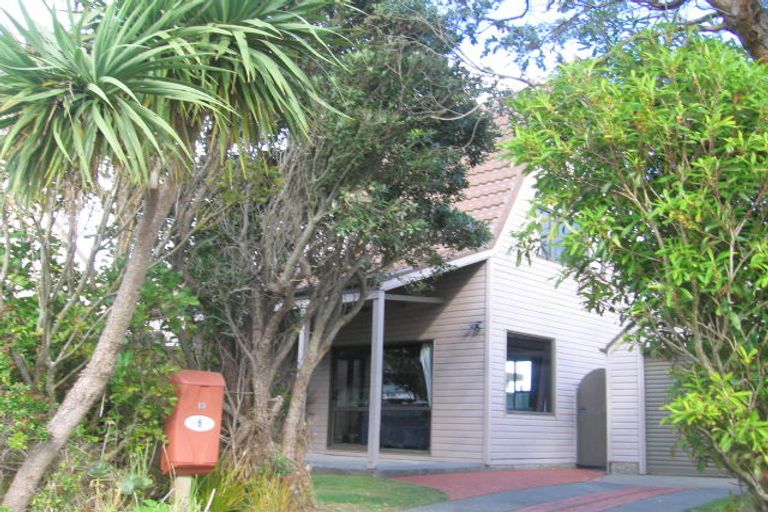 Photo of property in 6 Virginia Grove, Brooklyn, Wellington, 6021