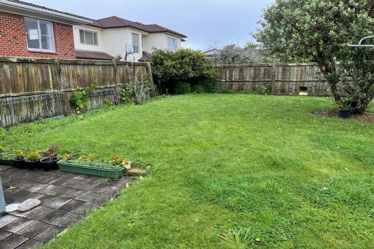 Photo of property in 7 Sea Spray Drive, Bucklands Beach, Auckland, 2012