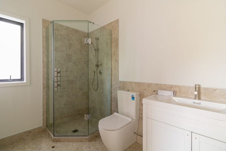 Photo of property in 12 Blanc Road, Silverdale, 0932