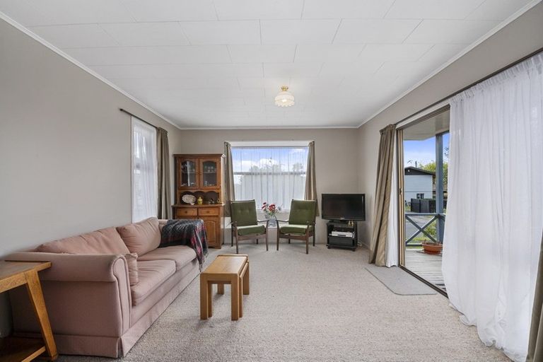 Photo of property in 19 Marlborough Place, Tokoroa, 3420