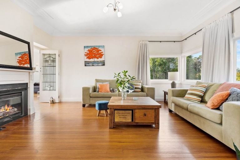 Photo of property in 70 Rimmer Road, Helensville, 0875