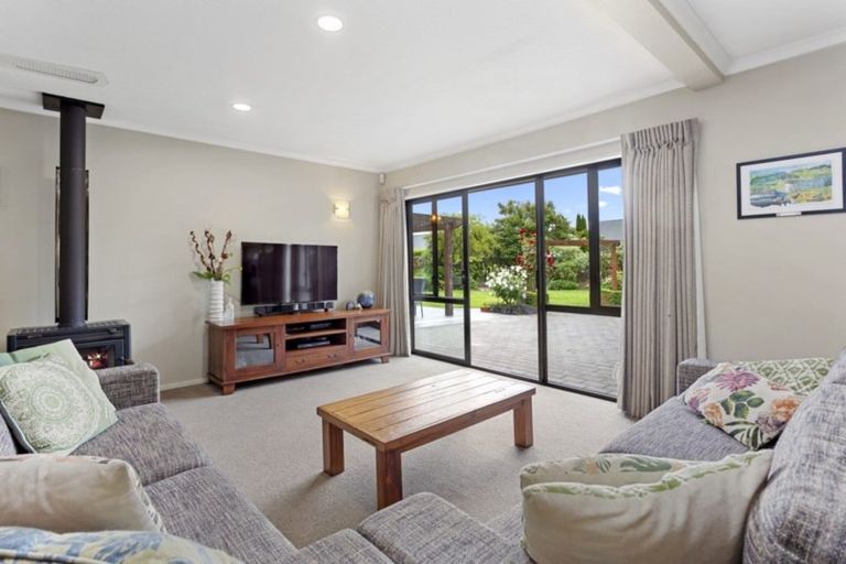 Photo of property in 254 Kingsbury Avenue, Rangiora, 7400