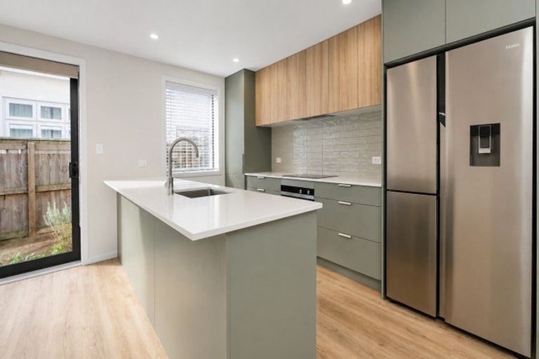 Photo of property in 81b Hautana Street, Woburn, Lower Hutt, 5010
