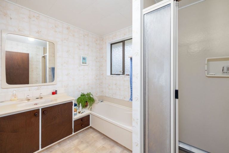 Photo of property in 12 Rex Place, Rangiora, 7400