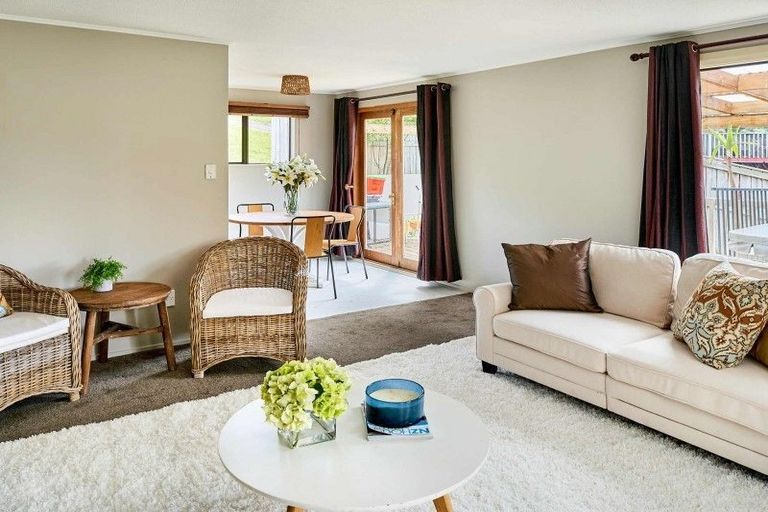 Photo of property in 21 Thimble Lane, Whitby, Porirua, 5024