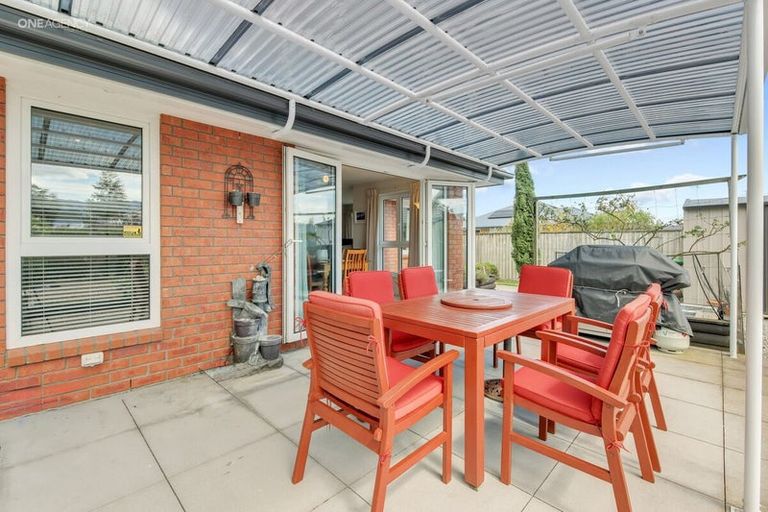 Photo of property in 4 Stonebridge Lane, Oxford, 7430
