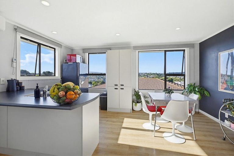 Photo of property in 16 Tuki Street, Titahi Bay, Porirua, 5022