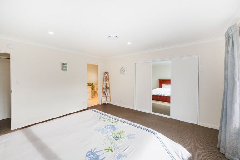 Photo of property in 651a Featherston Street, Roslyn, Palmerston North, 4414