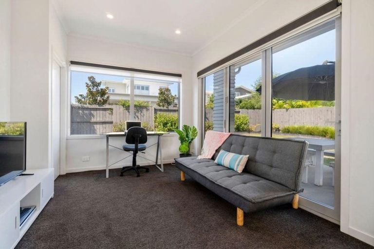 Photo of property in 27 Harvard Street, Hobsonville, Auckland, 0616