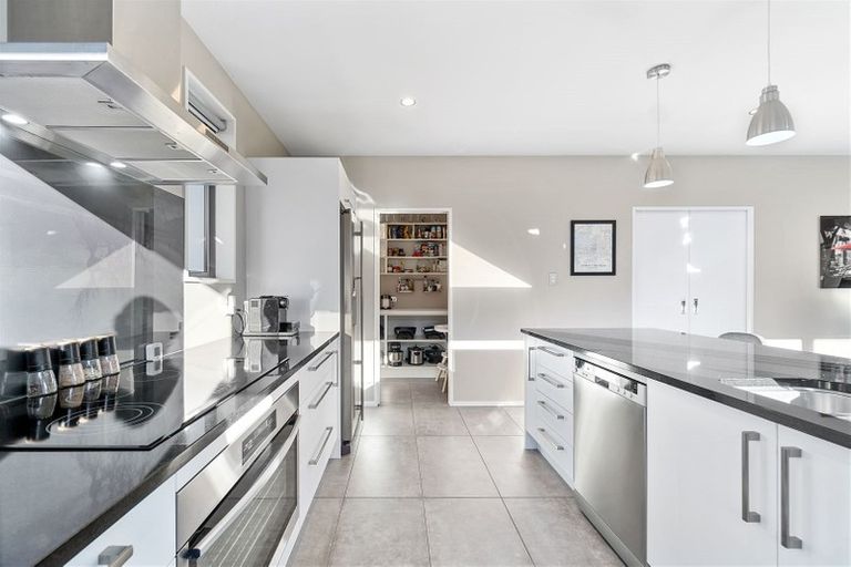 Photo of property in 10 Ashboult Street, Halswell, Christchurch, 8025