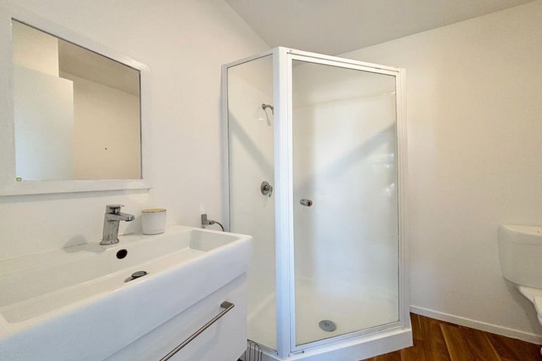 Photo of property in 1a Kipax Place, Riccarton, Christchurch, 8011