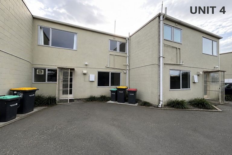 Photo of property in 6/7 Newnham Terrace, Upper Riccarton, Christchurch, 8041