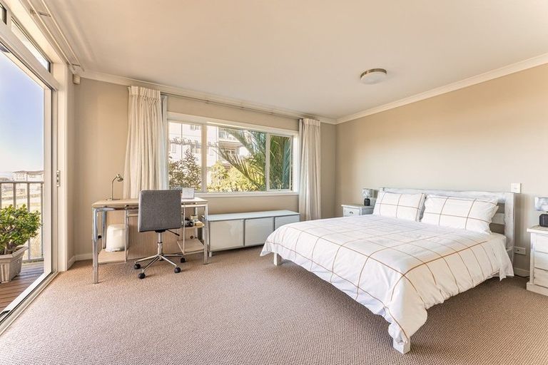 Photo of property in 102 Landmark Terrace, Orewa, 0931