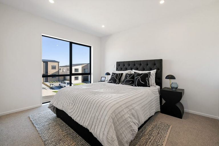 Photo of property in 529 Massey Road, Mangere, Auckland, 2022