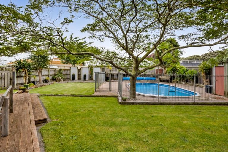 Photo of property in 77a Dixon Avenue, Hawera, 4610