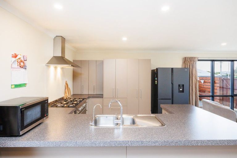 Photo of property in 64 Andrews Street, Foxton Beach, Foxton, 4815